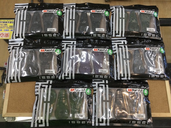 狭山店【新製品入荷情報】「一誠　ＡＫパンチフラット　４インチ（新製品・８色新入荷）が、入荷しました！」（狭山店）サムネイル
